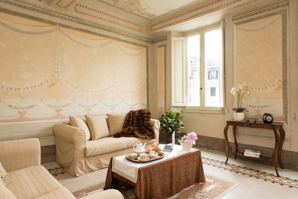 Hotel Palazzo Piazza Mazzini Pescia Pokoj fotografie